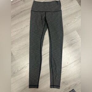 Lululemon heather gray leggings size 8